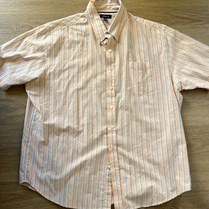 Short sleeve button down shirt